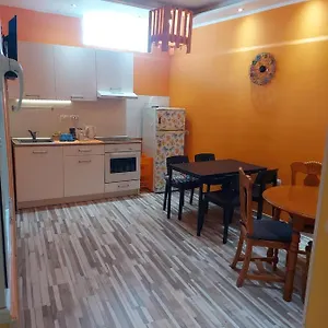 https://hostal-paraiso-tenerife.adeje-hotels.com